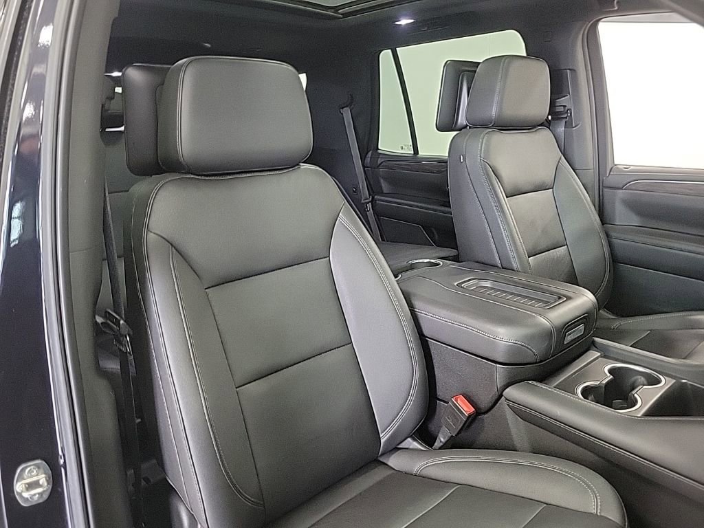 Used 2022 Chevrolet Tahoe Z71 w/ Off-Road Capability Package image 21