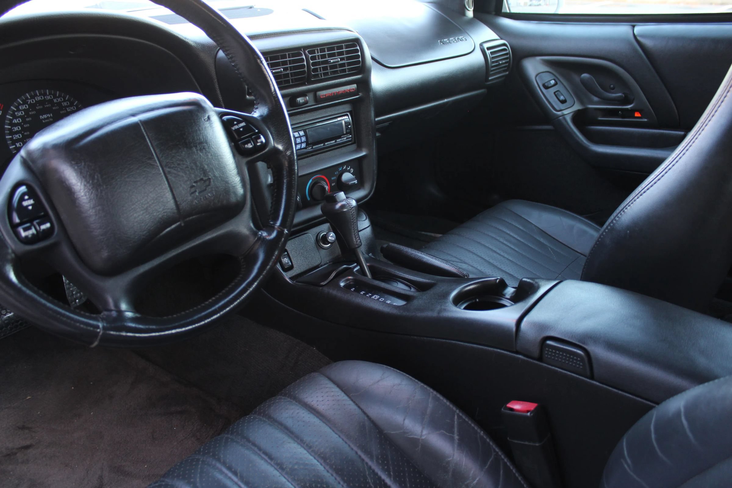 Used 2000 Chevrolet Camaro Z28 RWD image 11