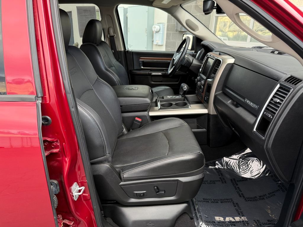 Used 2013 RAM 1500 Laramie w/ Convenience Group image 16
