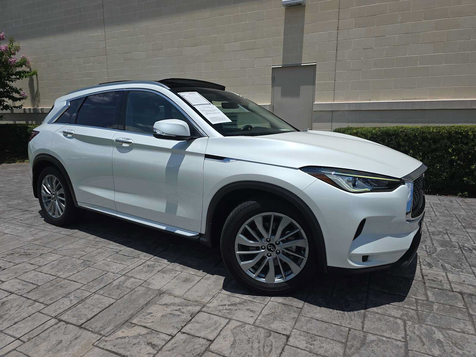 Used 2023 INFINITI QX50 Luxe FWD image 34