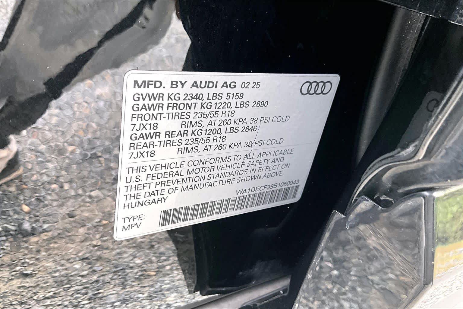 Used 2025 Audi Q3 2.0T Premium AWD/4WD image 34