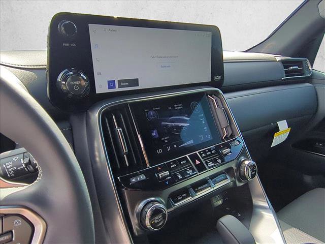 New 2025 Lexus LX 700h Overtrail image 12