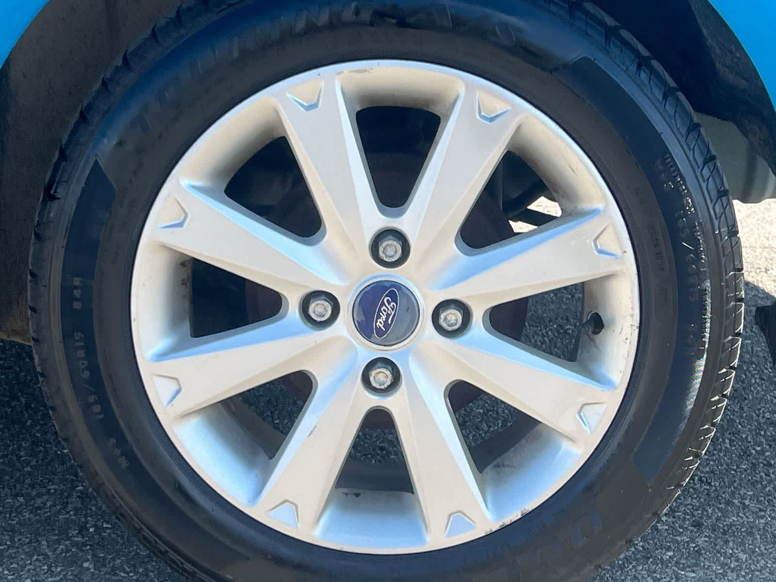 Used 2013 Ford Fiesta SE FWD image 14