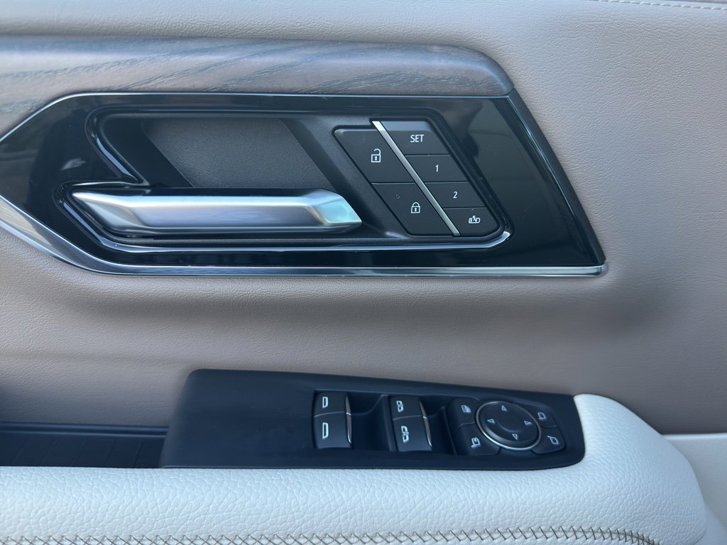 New 2026 GMC Yukon Denali w/ LPO, Floor Liner Package image 23