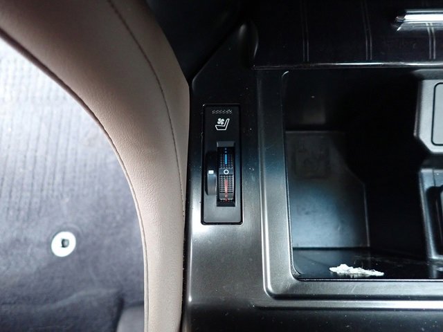 Used 2022 Lexus GX 460 Premium w/ Premium Plus Package image 25