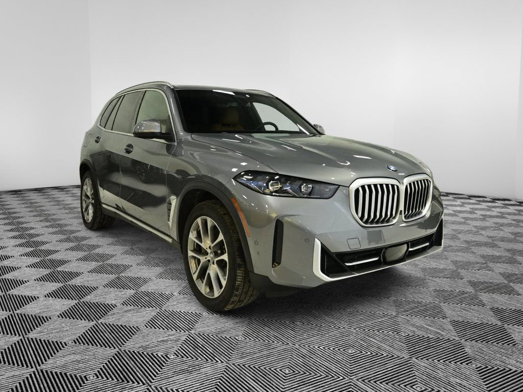 Used 2025 BMW X5 xDrive40i w/ Premium Package image 7