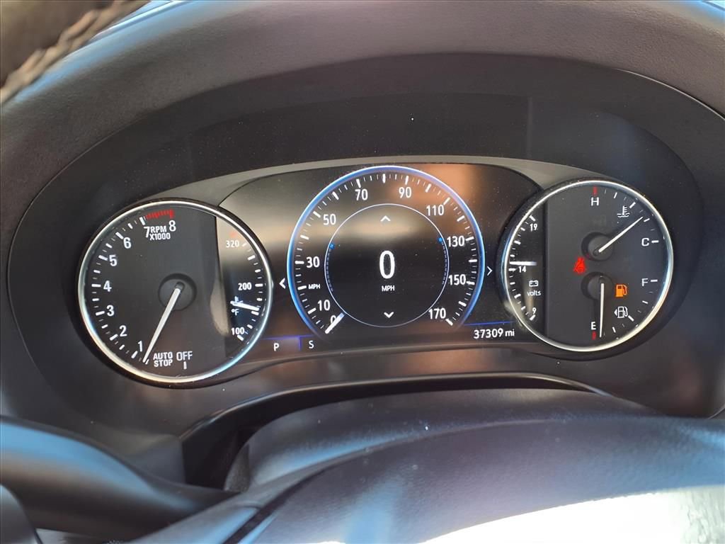 Used 2022 Buick Enclave Avenir w/ Avenir Technology Package image 19