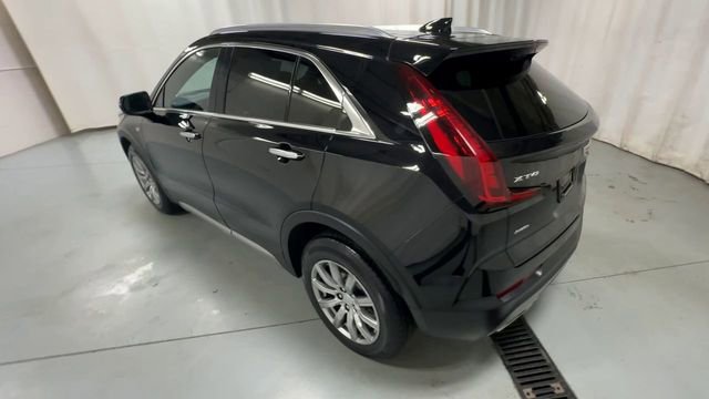 Used 2022 Cadillac XT4 Premium Luxury w/ Technology Package AWD/4WD image 6