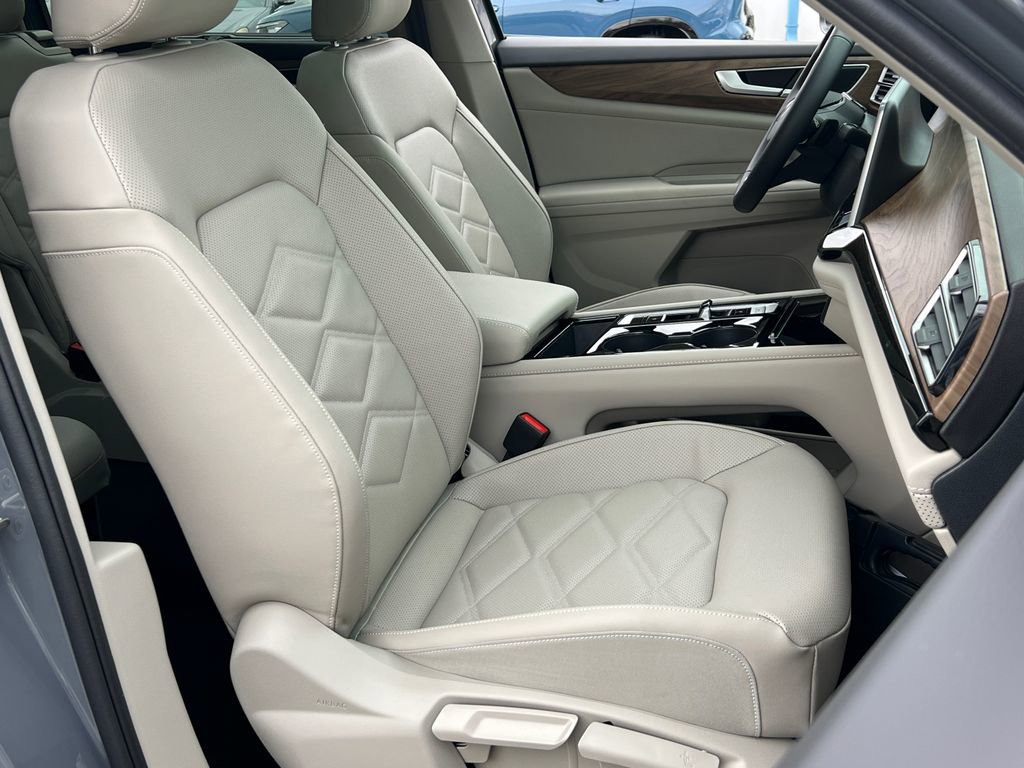 New 2026 Volkswagen Atlas SE image 9