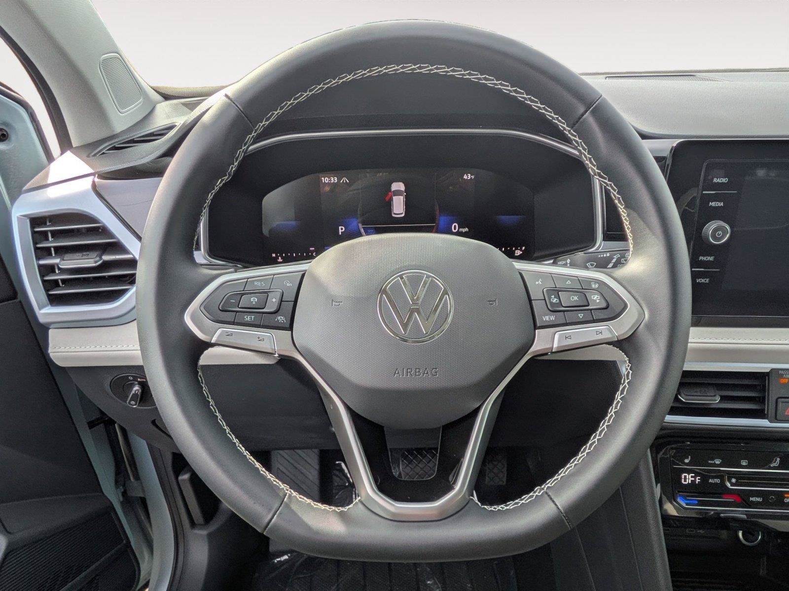 New 2026 Volkswagen Taos SE AWD/4WD image 27