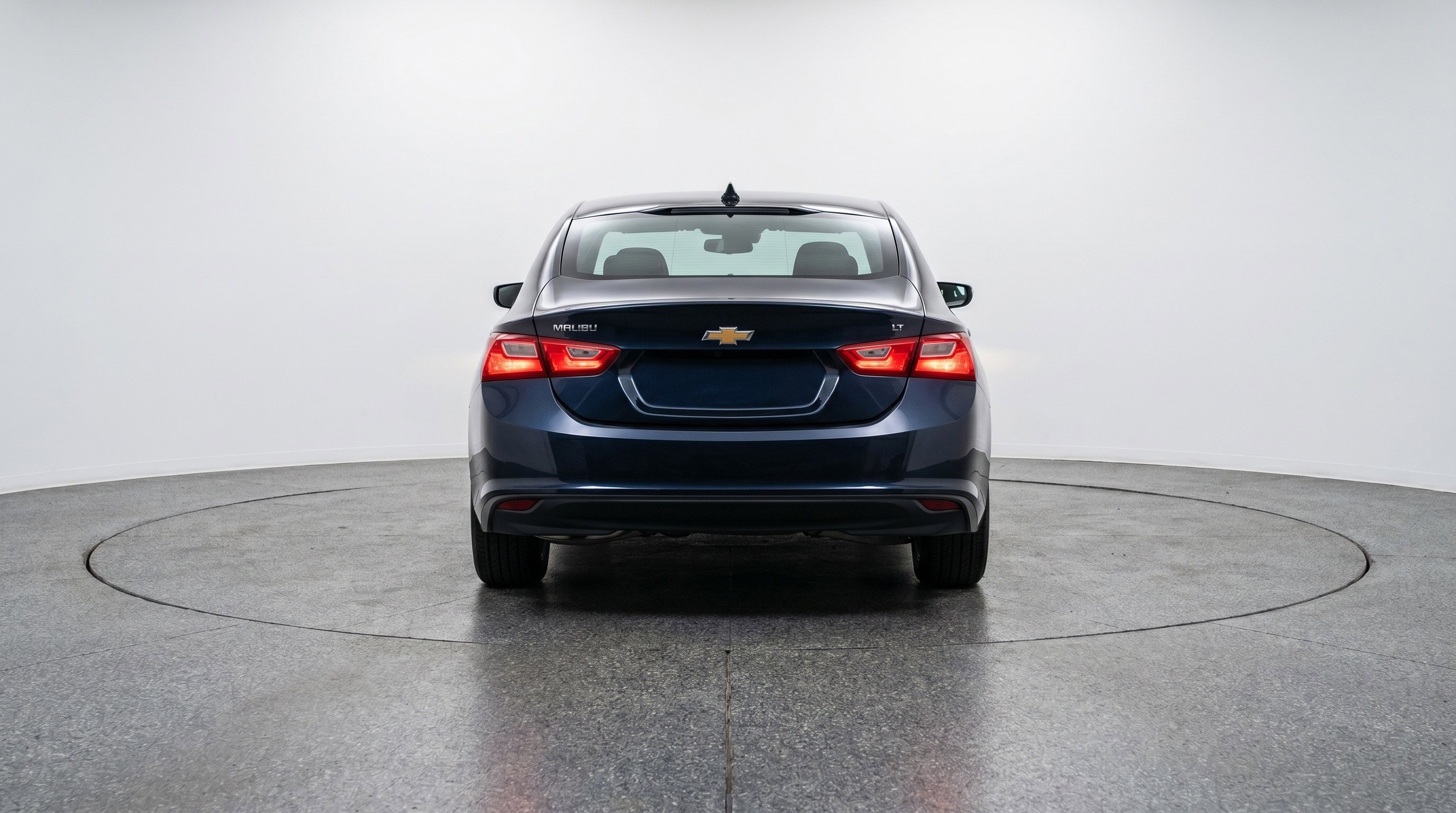 Used 2023 Chevrolet Malibu LT w/ Driver Confidence Package image 7