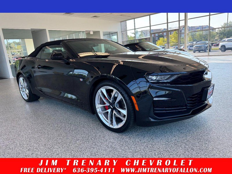 Used 2022 Chevrolet Camaro SS RWD image 1