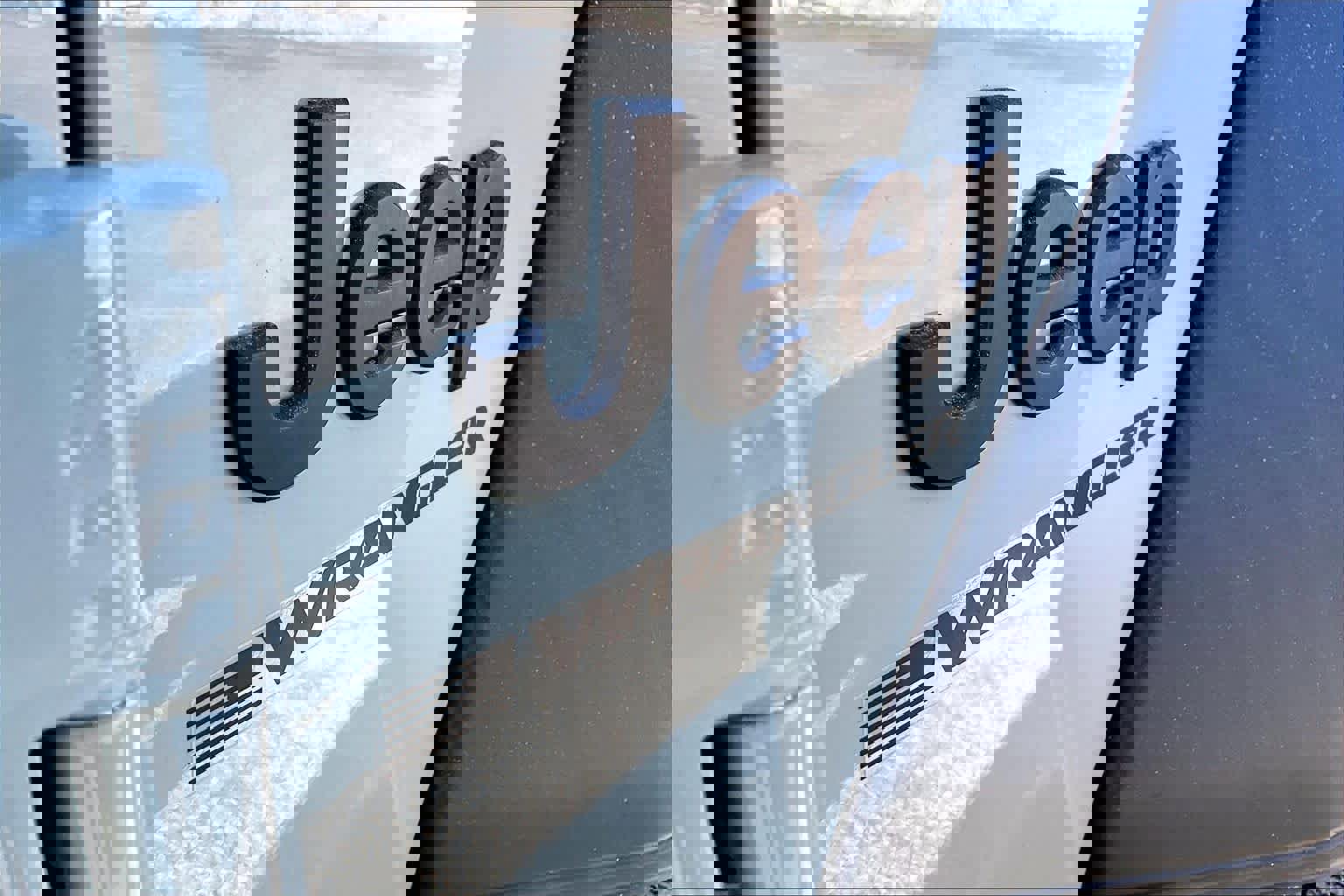 Used 2023 Jeep Wrangler Sport image 32