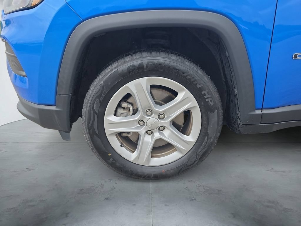 Used 2023 Jeep Compass Sport AWD/4WD image 17