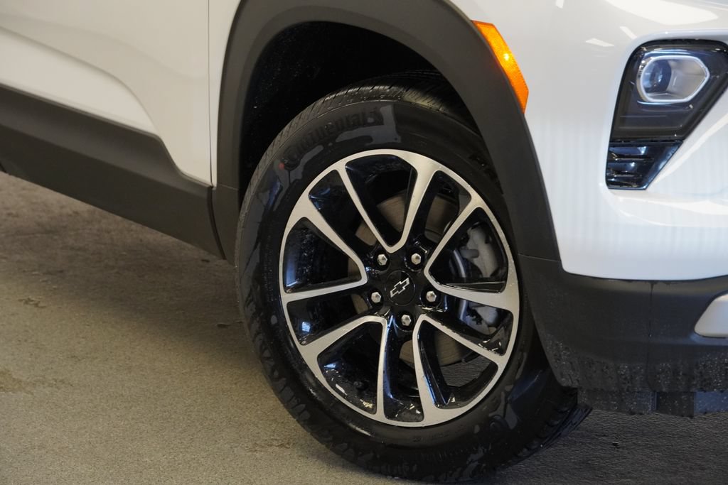 New 2026 Chevrolet TrailBlazer LT w/ Convenience Package AWD/4WD image 9