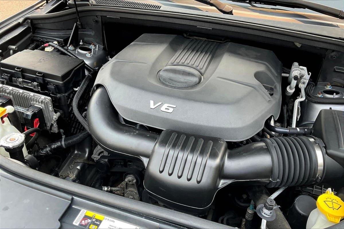 Used 2014 Jeep Grand Cherokee Laredo AWD/4WD image 30