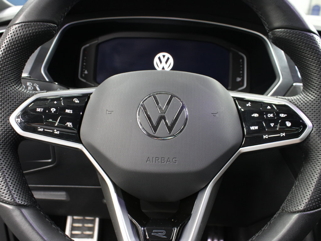Used 2024 Volkswagen Tiguan SEL R-Line w/ MDO Package, Two-Row AWD/4WD image 53