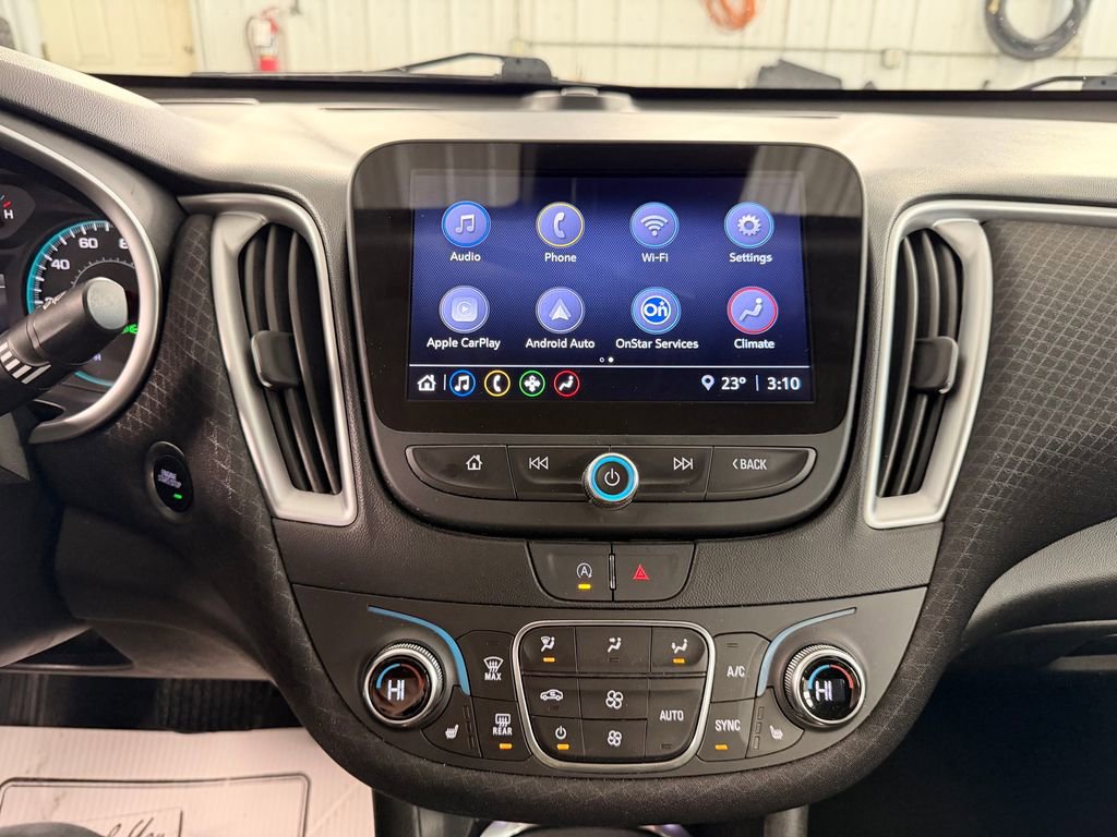 Used 2024 Chevrolet Malibu LT image 21