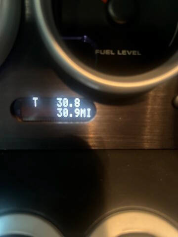 Used 2005 Ford GT RWD image 18
