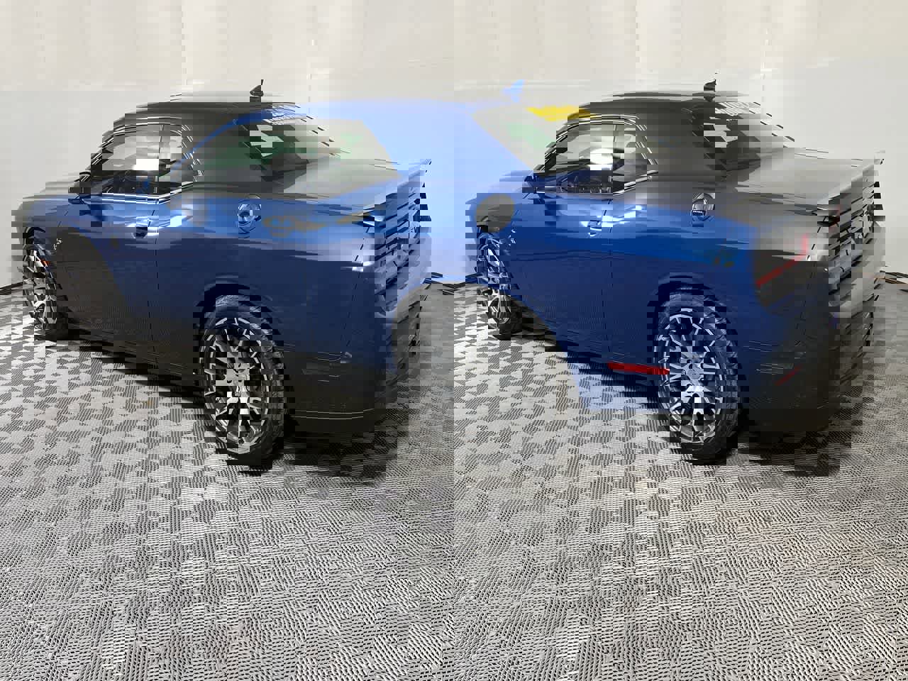 Used 2021 Dodge Challenger SRT Hellcat w/ Plus Package RWD image 6