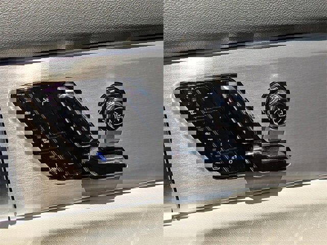 New 2026 Cadillac Vistiq Luxury image 21