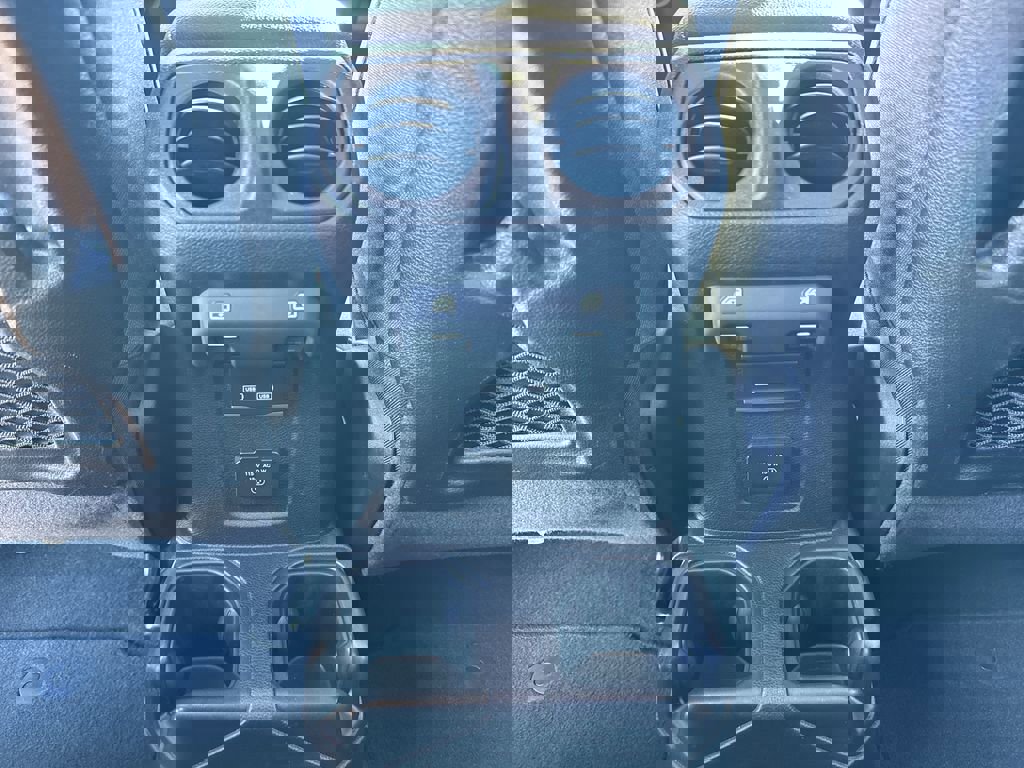 Used 2025 Jeep Wrangler Unlimited Rubicon image 30