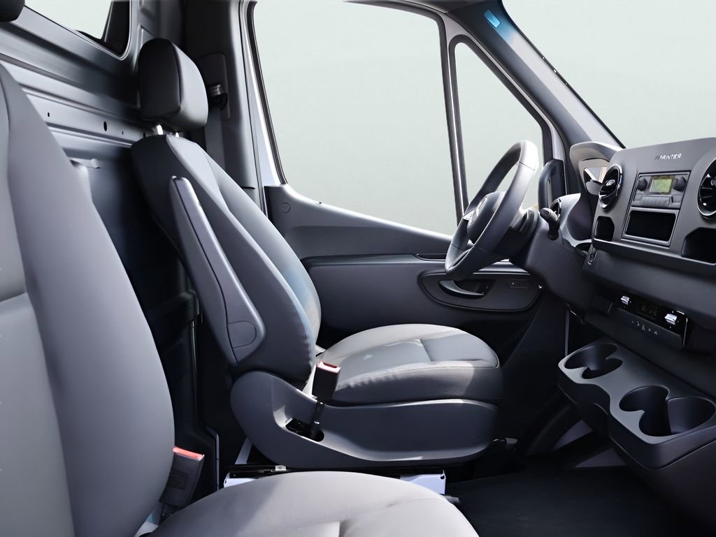 New 2026 Mercedes-Benz Sprinter 144 Cargo image 10