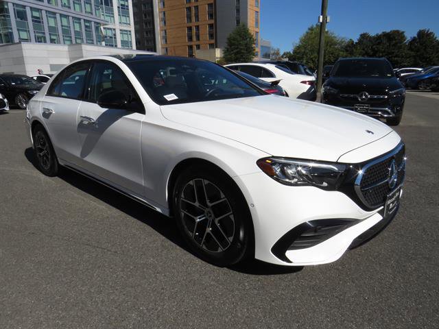 Used 2025 Mercedes-Benz E 350 4MATIC Sedan image 5