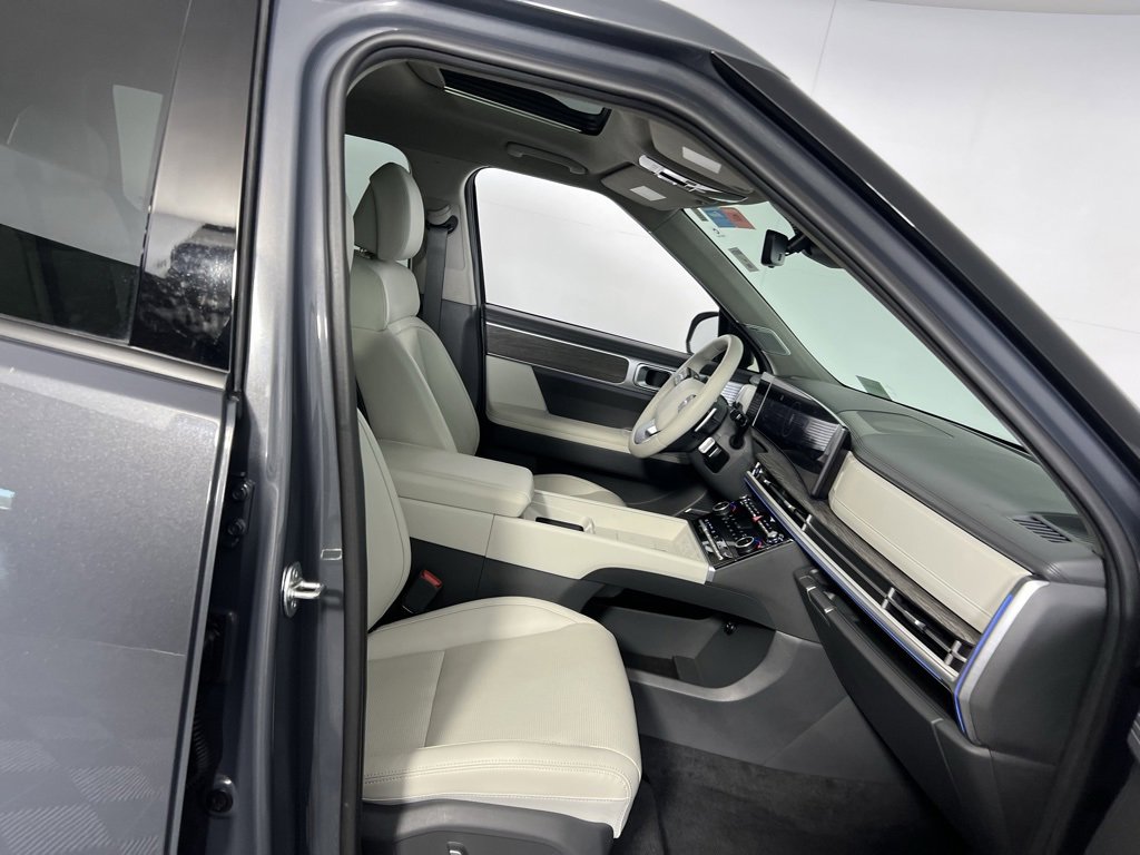 Used 2024 Hyundai Santa Fe Limited image 41