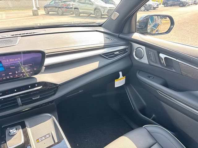 New 2027 Buick Enclave Avenir w/ LPO, Illumination Package FWD image 21