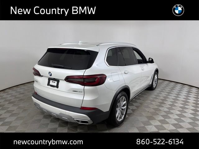 Used 2021 BMW X5 xDrive40i w/ Premium Package AWD/4WD image 4