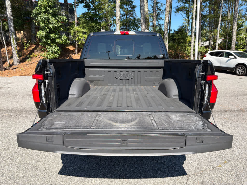 Used 2022 Ford F150 Lightning Lariat AWD/4WD image 19