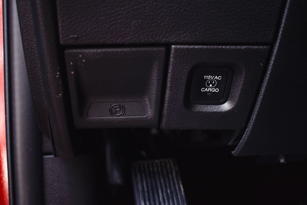 New 2026 RAM 3500 Laramie AWD/4WD image 12