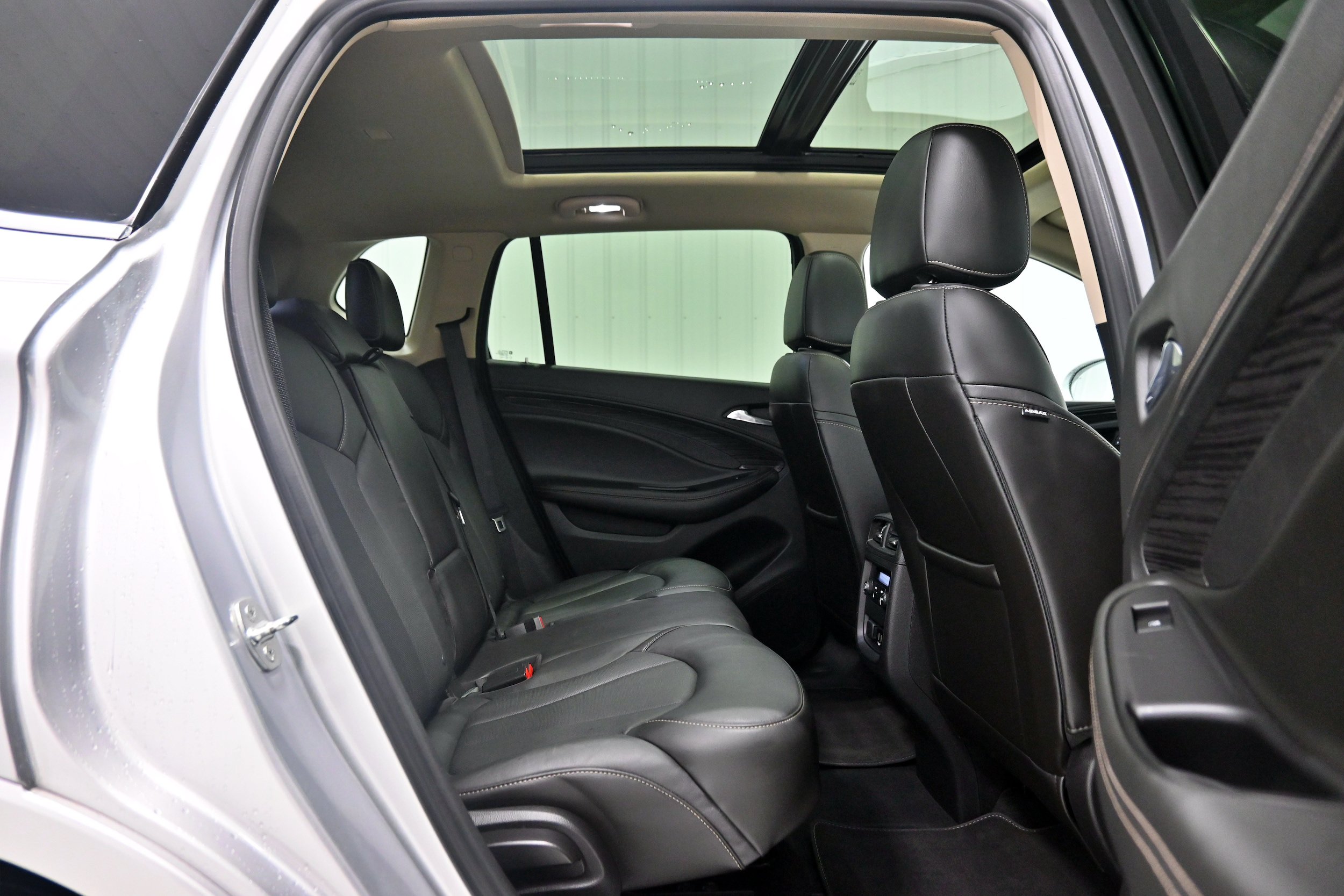 Used 2017 Buick Envision Essence AWD/4WD image 32
