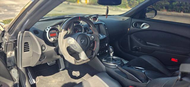 Used 2011 Nissan 370Z Touring w/ Sport Pkg image 12