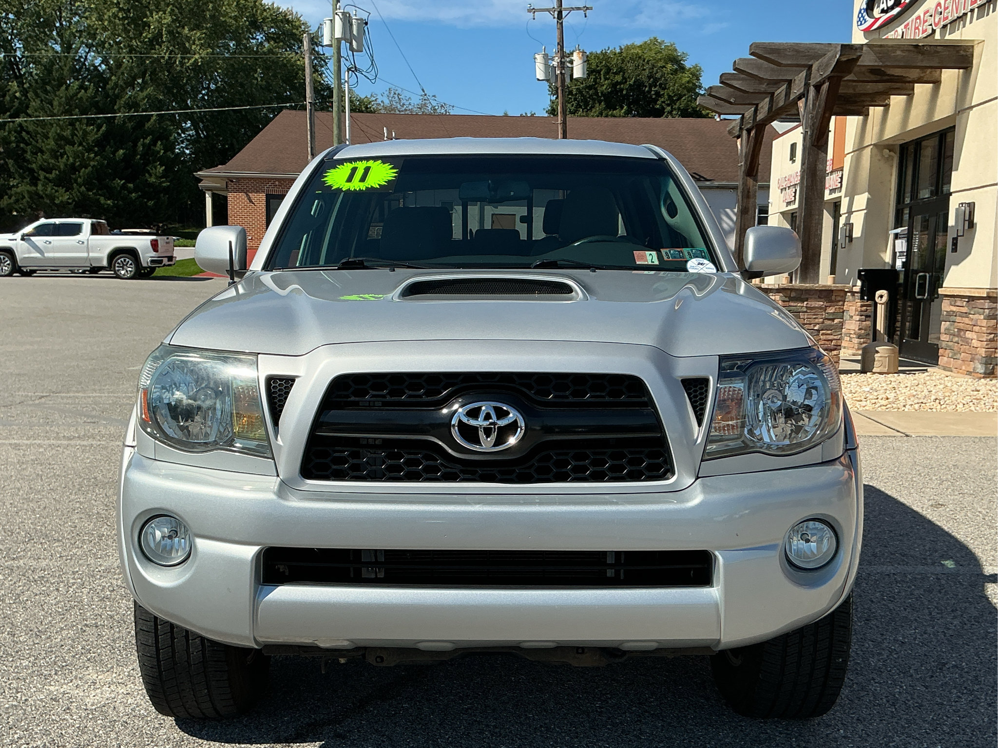 Used 2011 Toyota Tacoma 4x4 Double Cab w/ TRD Sport Pkg image 10