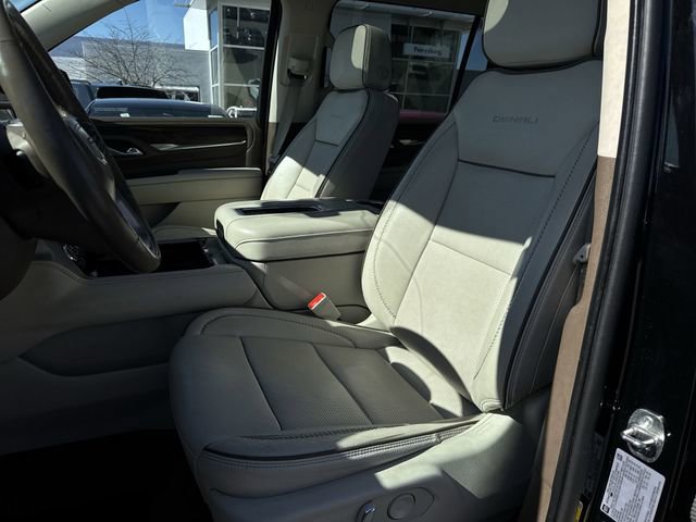 Used 2023 GMC Yukon XL Denali image 20