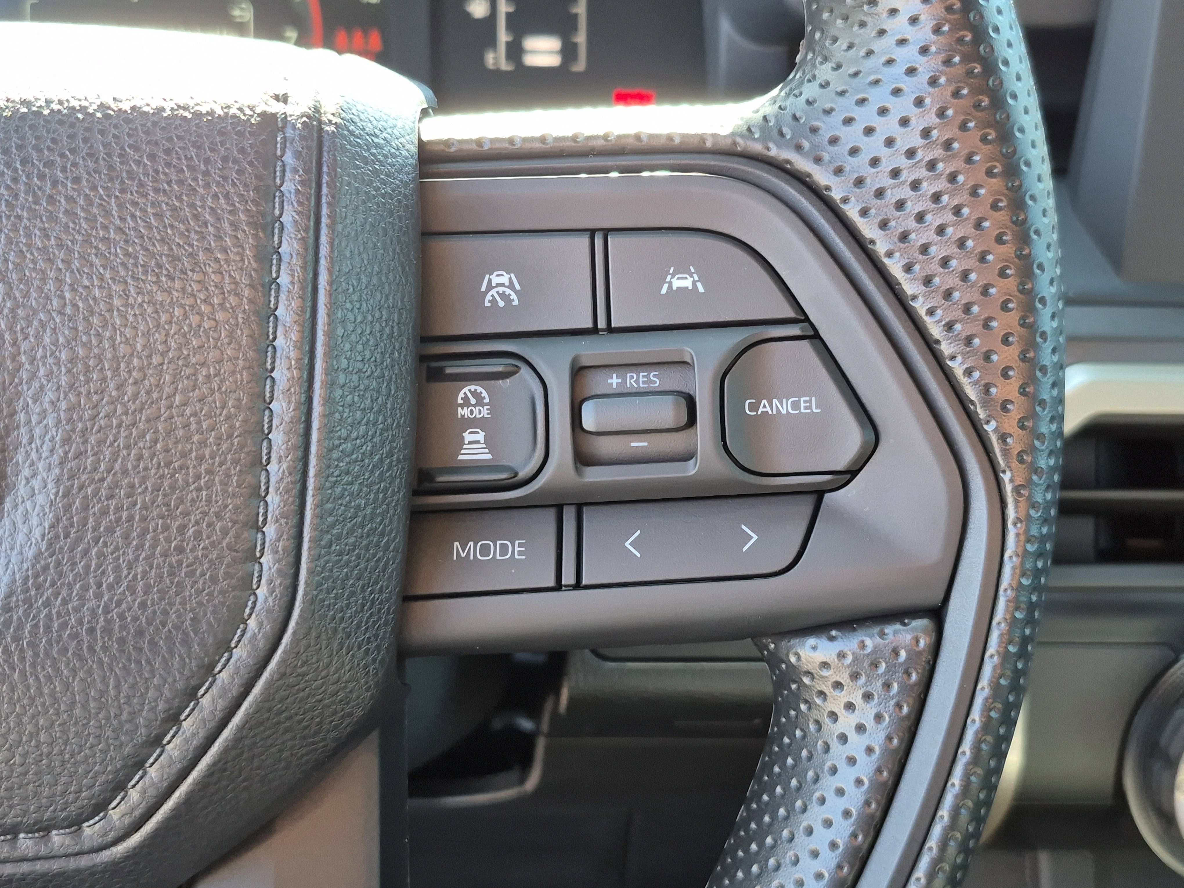 Used 2025 Toyota Tacoma SR5 image 26