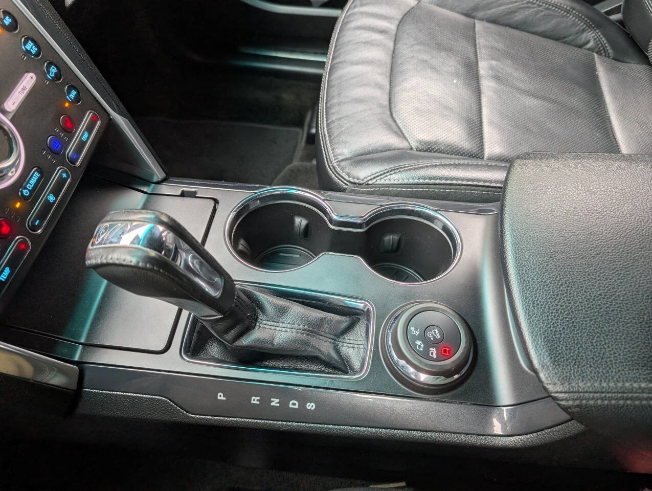 Used 2016 Ford Explorer Limited image 29