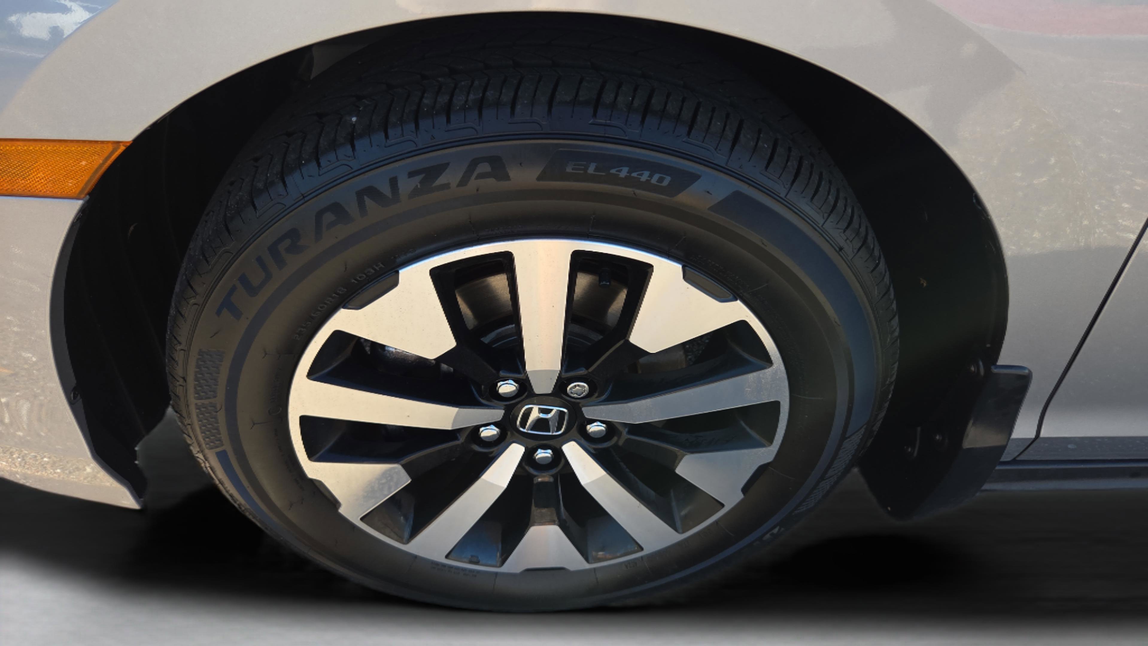 Certified 2025 Honda Odyssey EX-L image 11