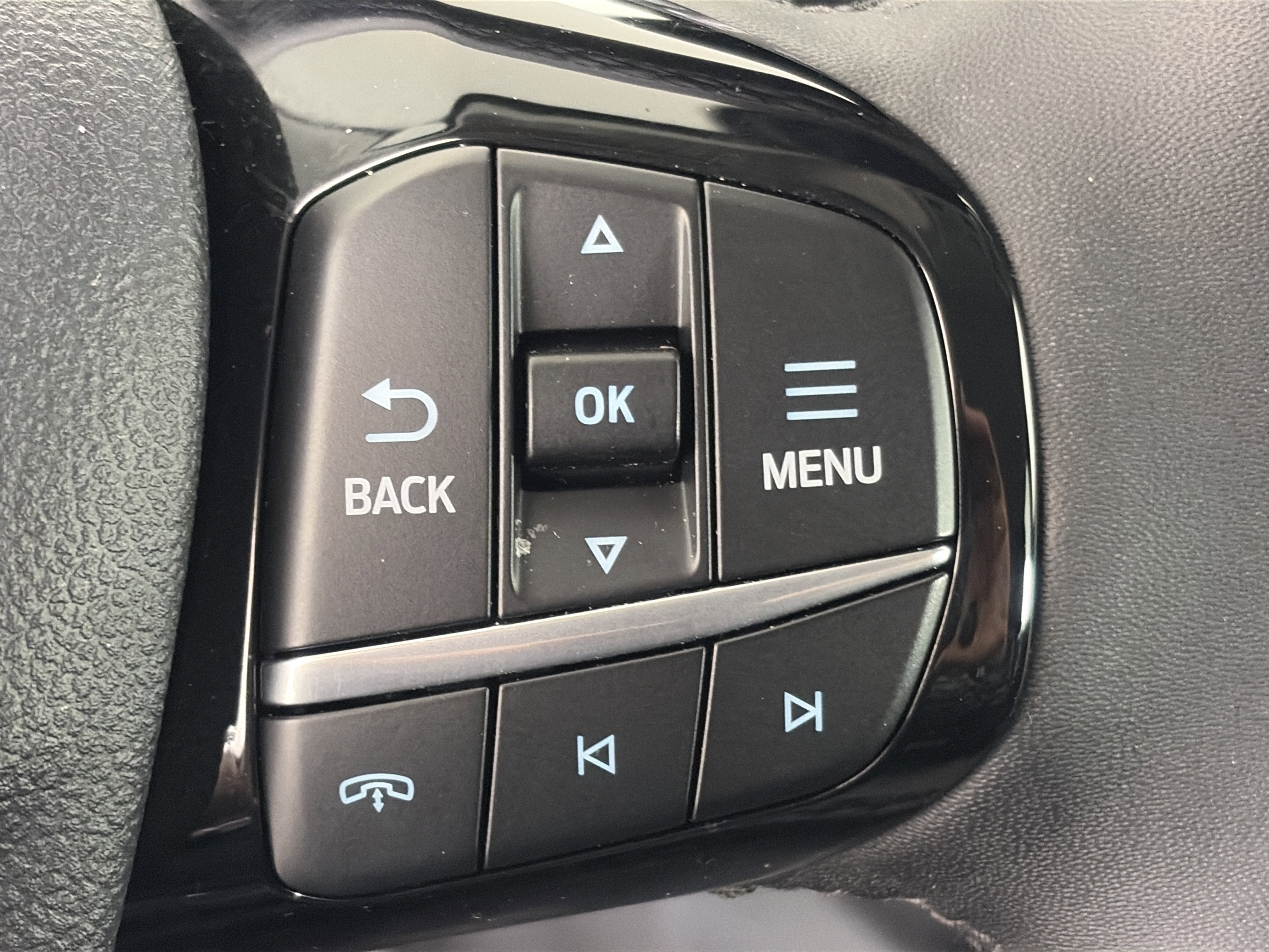 Used 2023 Ford Escape Active w/ Tech Pack #2 AWD/4WD image 30