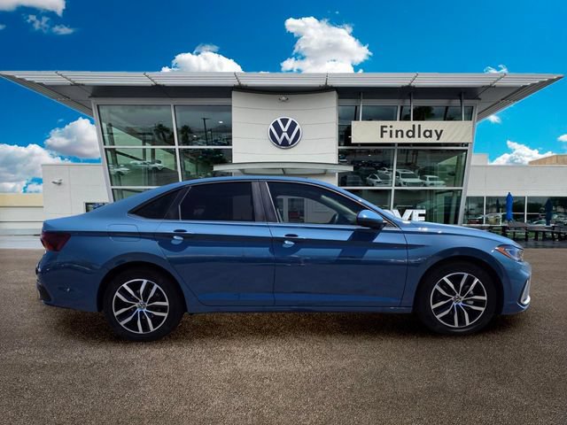 Certified 2026 Volkswagen Jetta SE FWD image 8