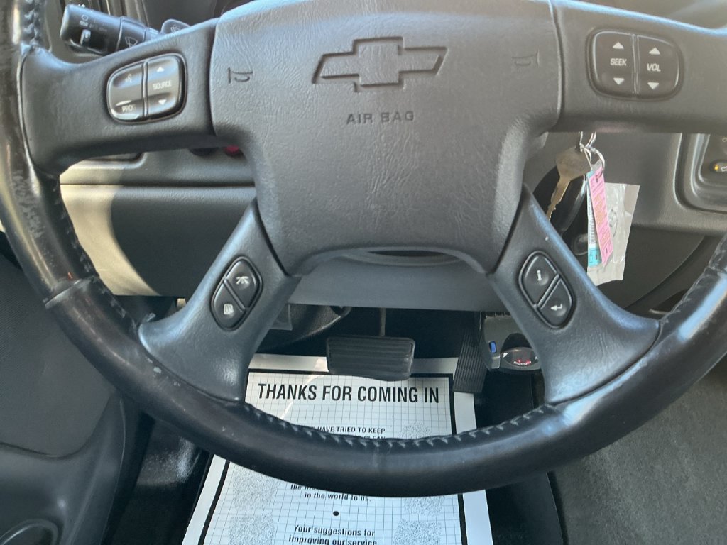 Used 2007 Chevrolet Silverado 2500 LT AWD/4WD image 23