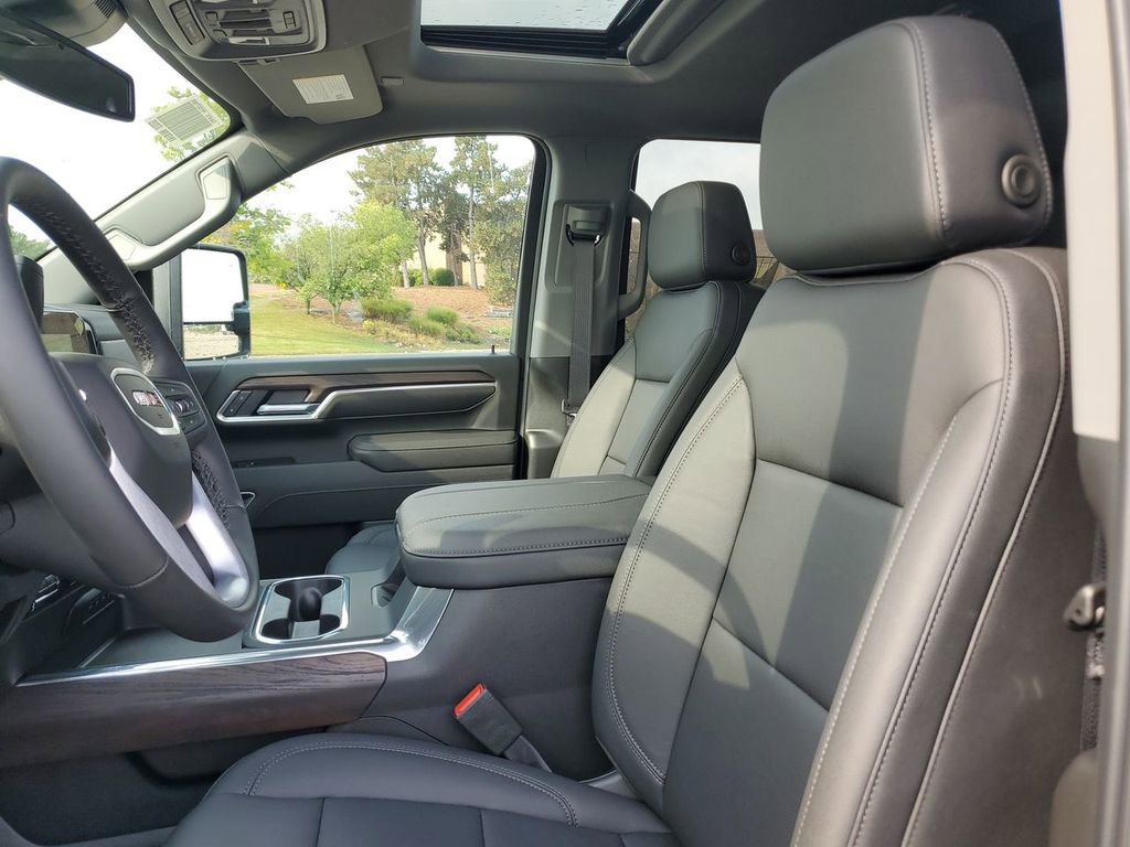 New 2025 GMC Sierra 2500 SLT w/ SLT Premium Package image 21