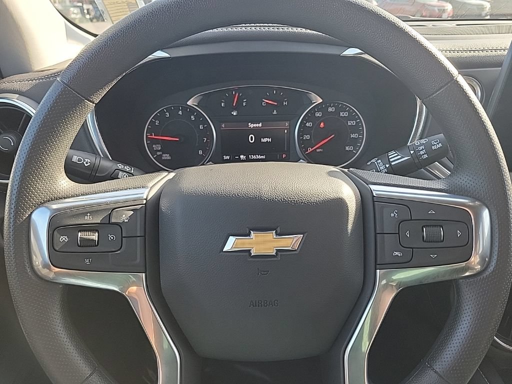 Used 2025 Chevrolet Blazer LT w/ Convenience Package AWD/4WD image 14