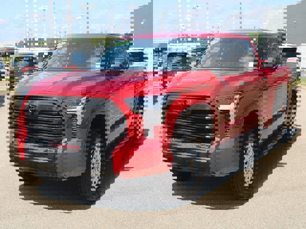 Used 2022 Toyota Tundra SR5 image 2