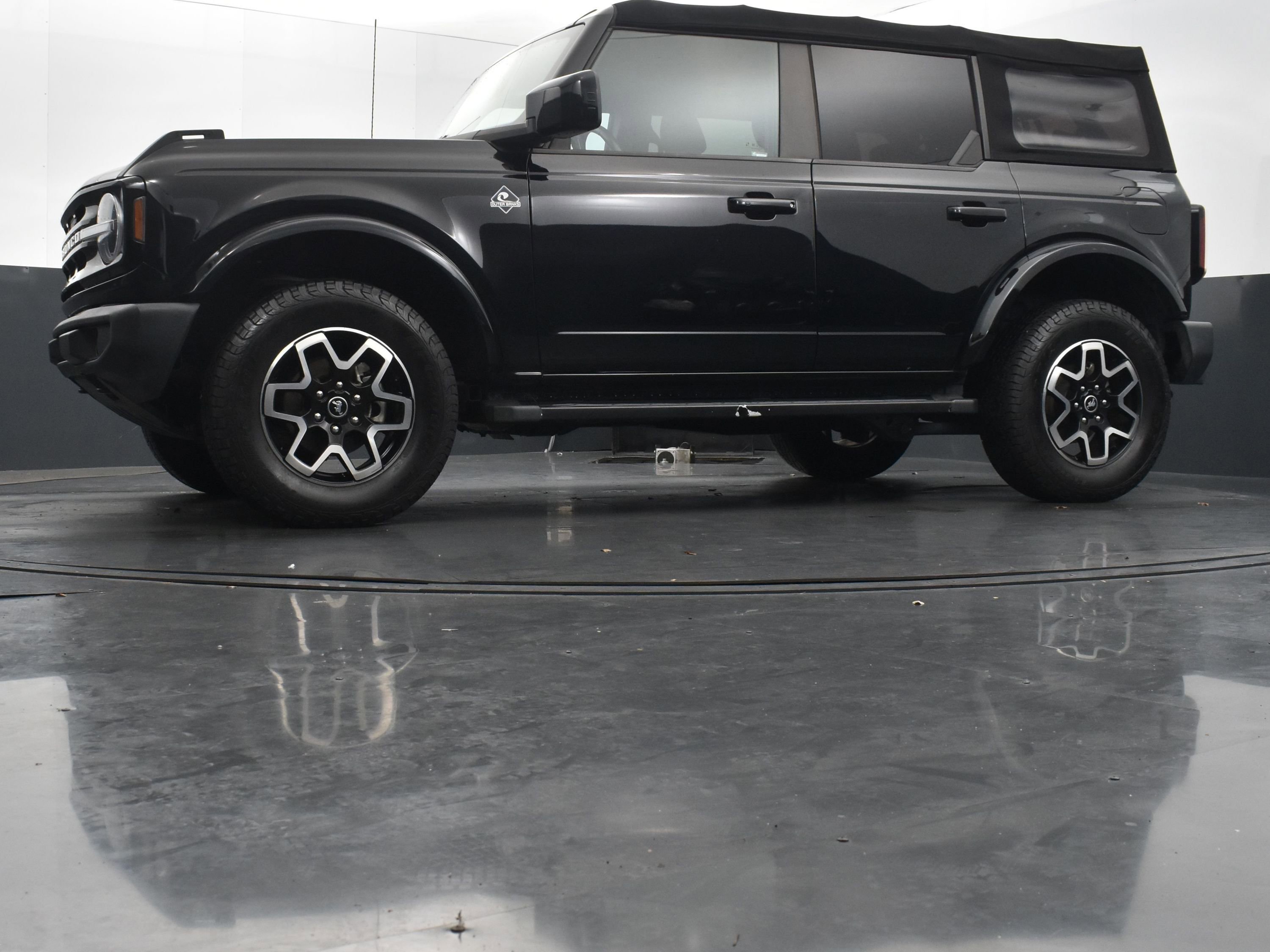 Used 2022 Ford Bronco Outer Banks image 35