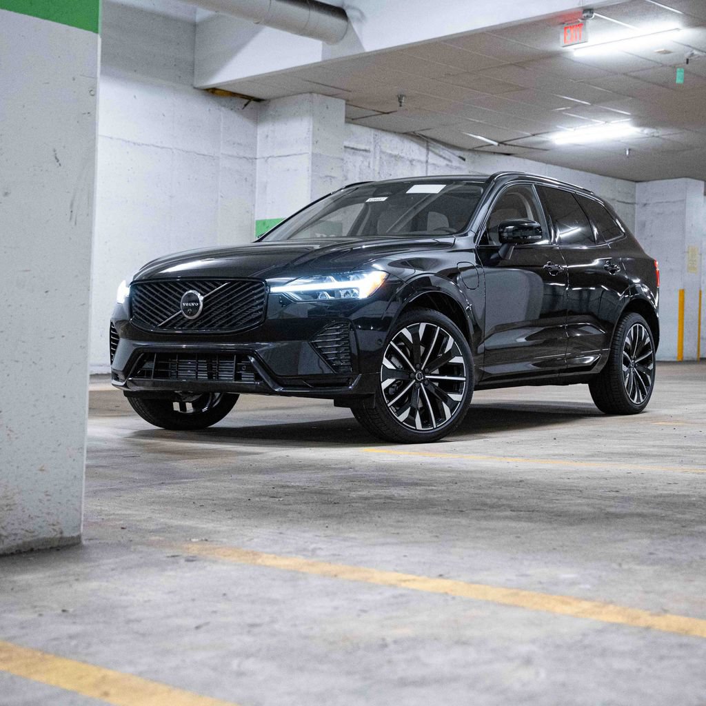 New 2026 Volvo XC60 T8 Ultra w/ Protection Package Premier AWD/4WD image 1