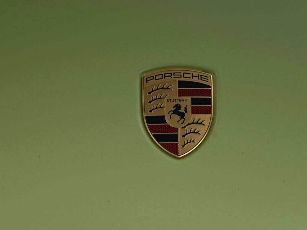 Certified 2025 Porsche 911 Carrera image 33