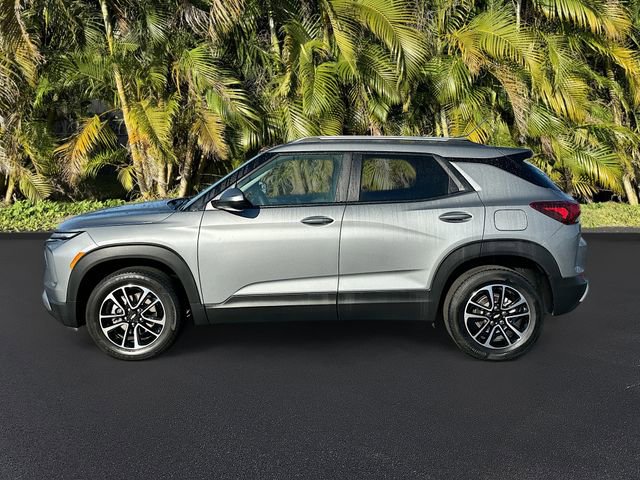 Used 2025 Chevrolet TrailBlazer LT image 8